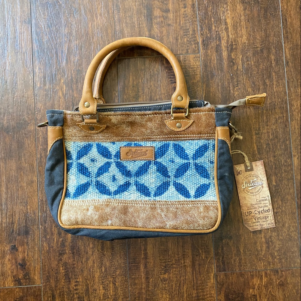Cute Vintage style purse